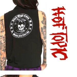 Free With Bundle Hot topic pentagon top